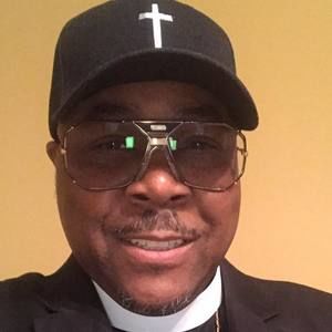 Meet your Posher, Pastor christopher